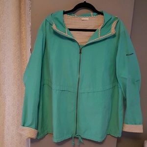Columbia spring jacket with hood.